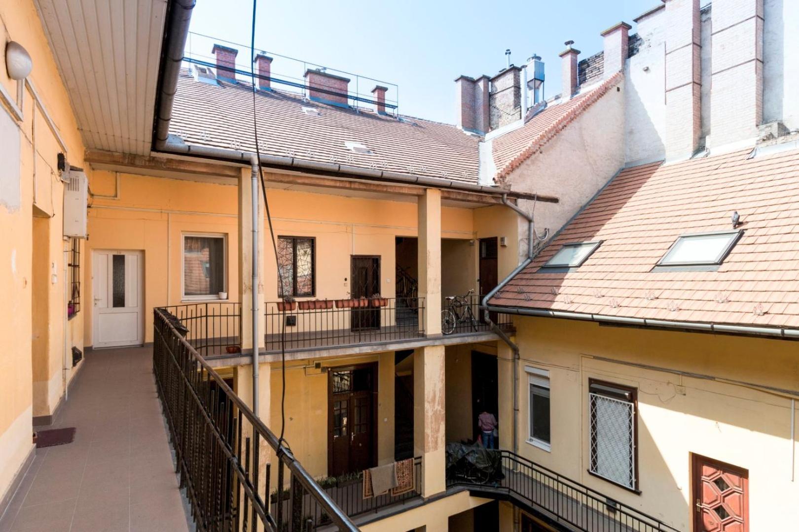Atosland Daire Budapeşte Dış mekan fotoğraf